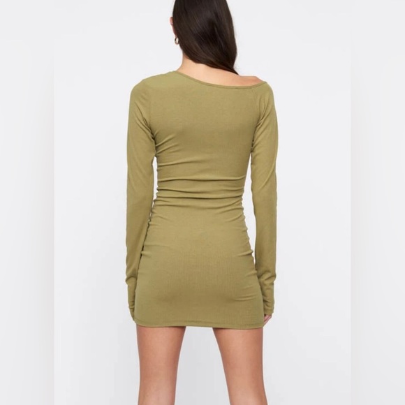 NWT**never worn* Lioness olive green knit body con mini dress long sleeve size M - Picture 8 of 8